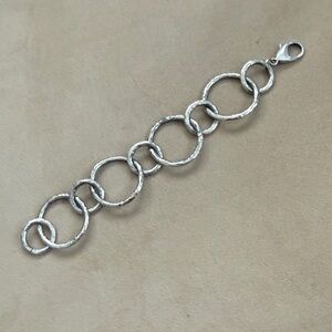 Silver bracelet (not sterling)